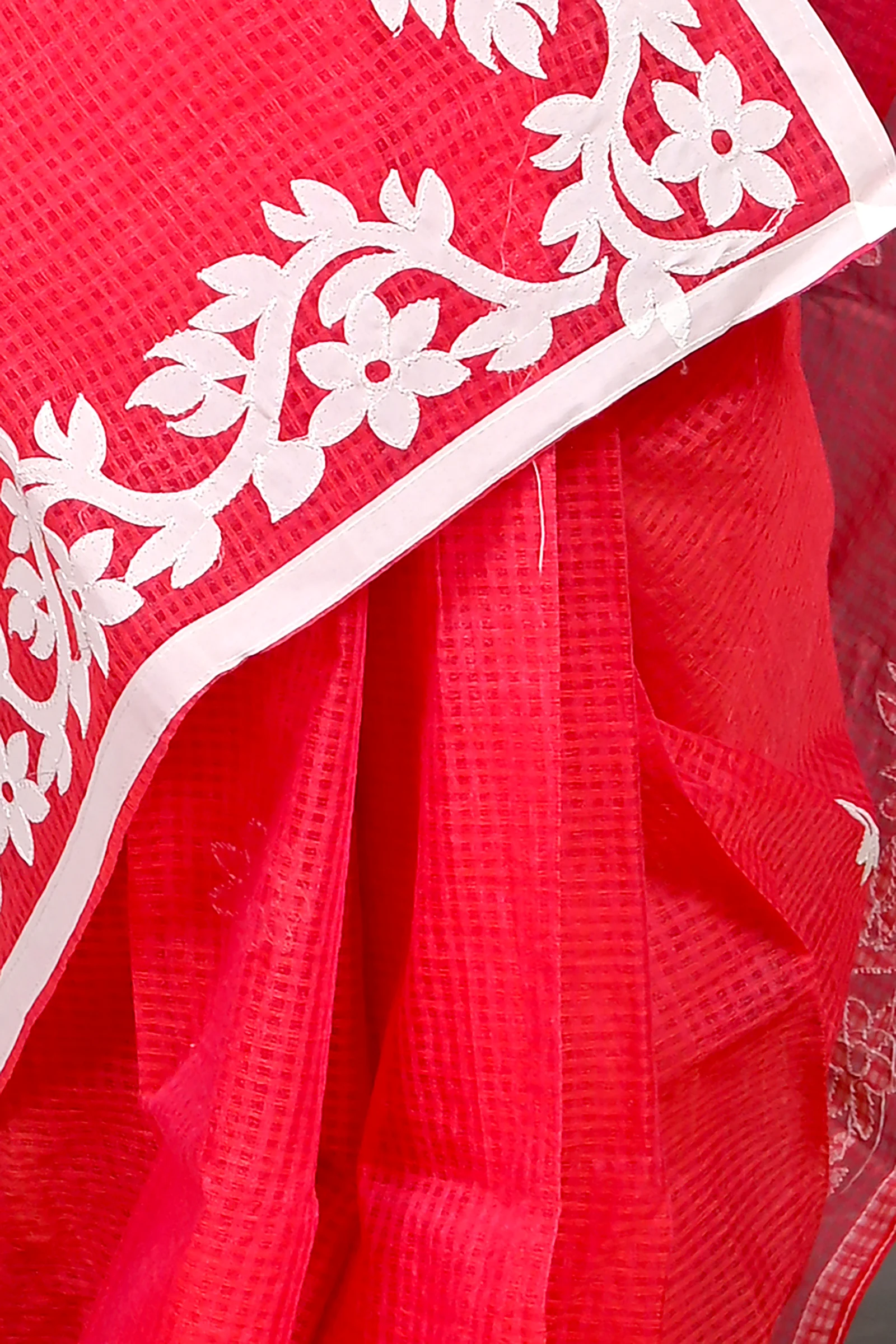 Red Kota Cotton Parvani Applique Saree (571)
